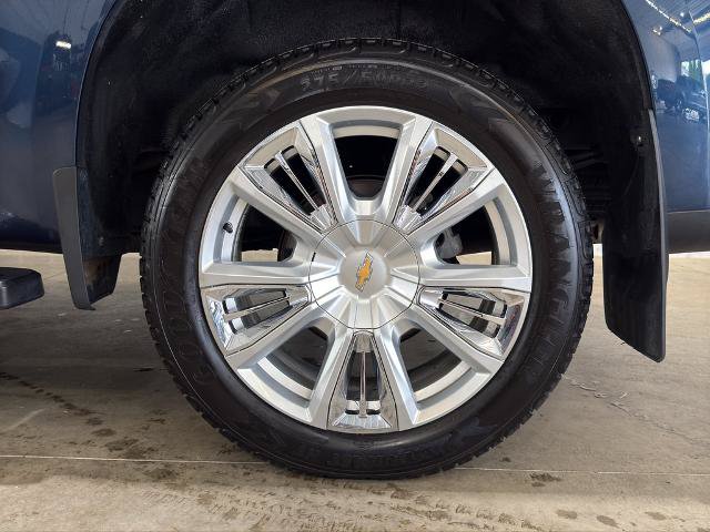 Used 2022 Chevrolet Silverado 1500 High Country w/ Technology Package AWD/4WD image 8