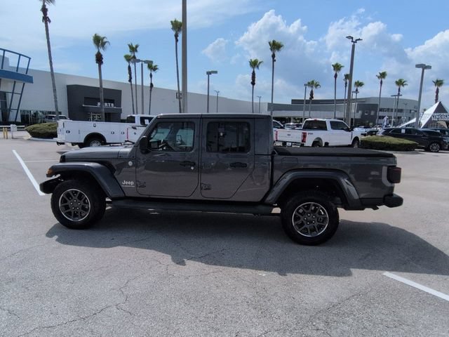 Used 2020 Jeep Gladiator Overland AWD/4WD image 6