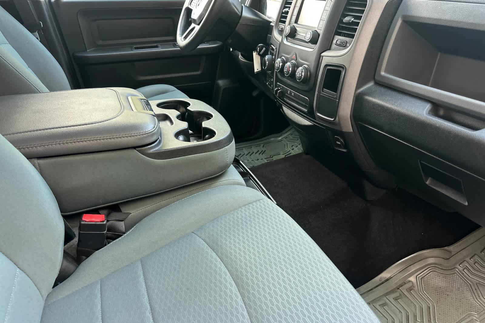 Used 2018 RAM 1500 Express w/ Express Value Package AWD/4WD image 15