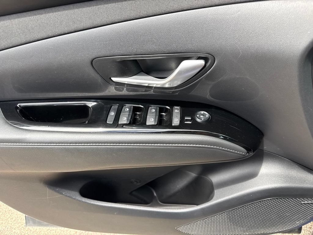 Used 2022 Hyundai Tucson SEL w/ Convenience + Premium Package AWD/4WD image 19