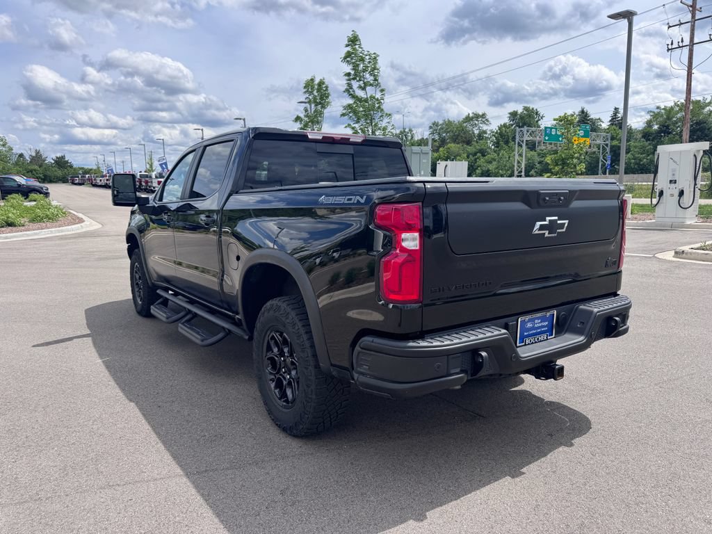 Used 2024 Chevrolet Silverado 1500 ZR2 w/ ZR2 Bison Edition AWD/4WD image 3