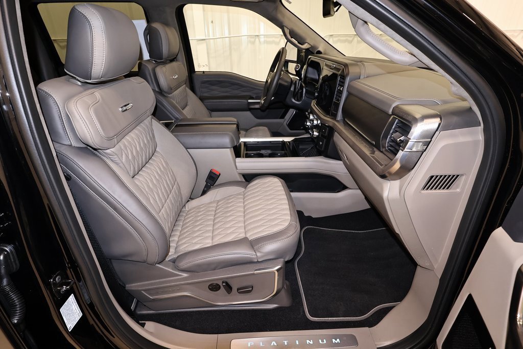 Certified 2026 Ford F350 Platinum w/ Platinum Plus Package image 18