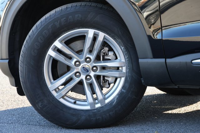 Certified 2022 Ford Explorer XLT image 11