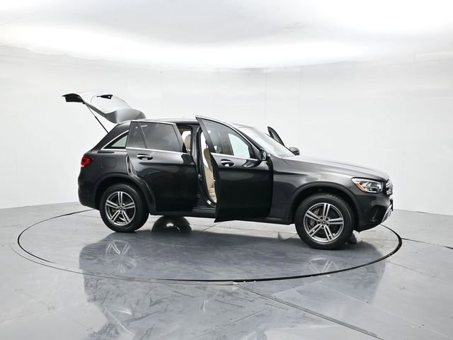 Used 2021 Mercedes-Benz GLC 300 4MATIC image 38