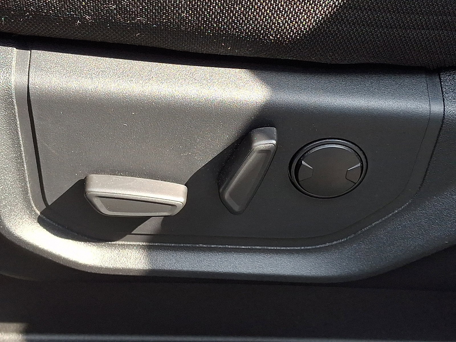 Certified 2020 Ford F150 XLT w/ Equipment Group 302A Luxury image 18