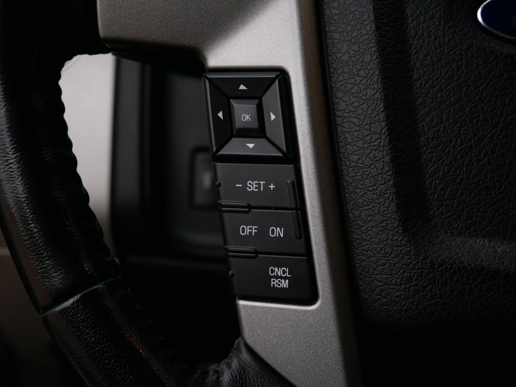 Certified 2017 Ford Expedition Limited AWD/4WD image 19
