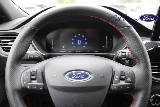 Certified 2025 Ford Escape ST-Line FWD image 23
