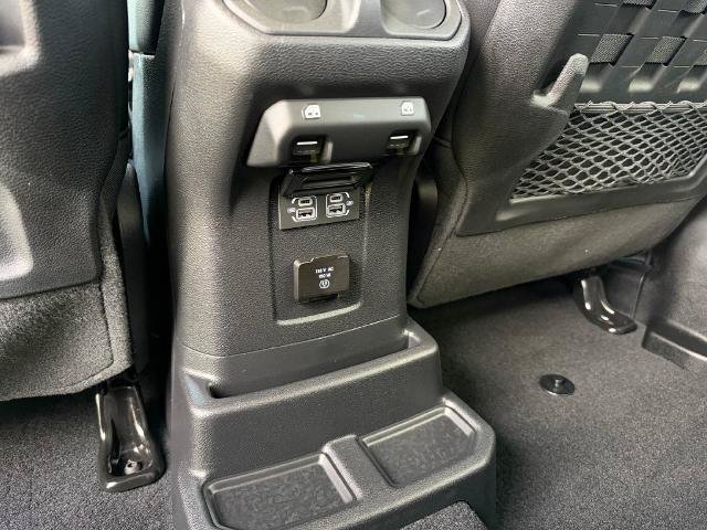 Used 2023 Jeep Wrangler Unlimited Rubicon w/ Xtreme 35 Tire Package AWD/4WD image 10