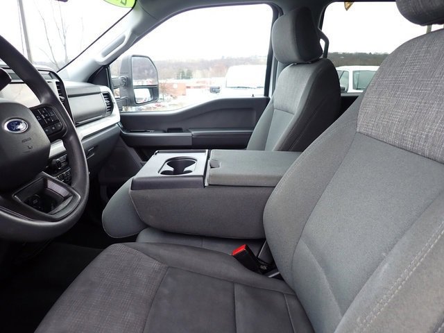 Certified 2025 Ford F250 XLT image 17