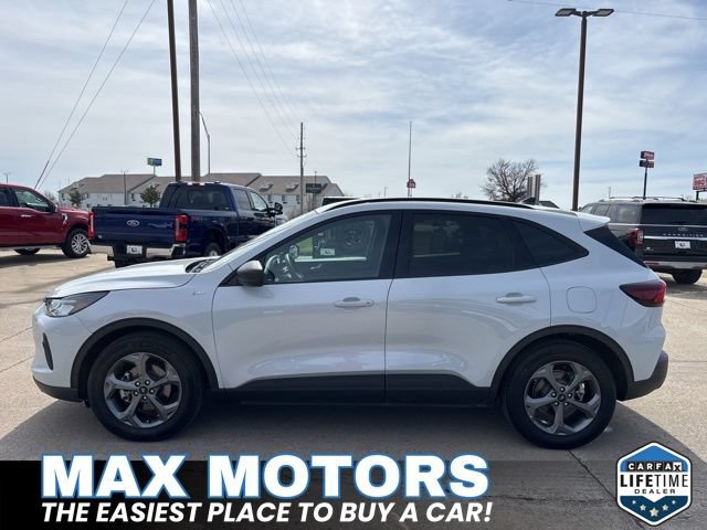 Certified 2025 Ford Escape ST-Line FWD image 21