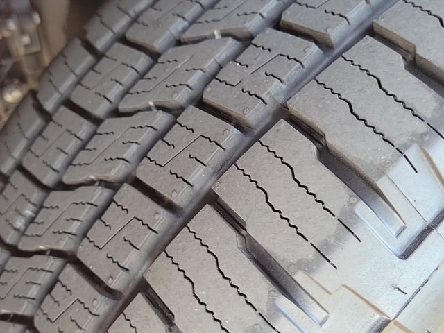 Certified 2023 Ford F150 Lariat w/ Equipment Group 502A High image 31