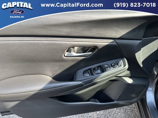 Used 2025 Nissan Sentra SV FWD image 20