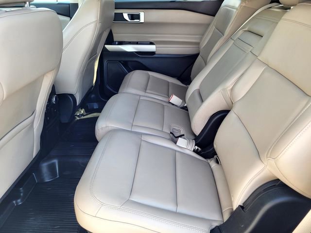Certified 2022 Ford Explorer XLT w/ Equipment Group 202A AWD/4WD image 12