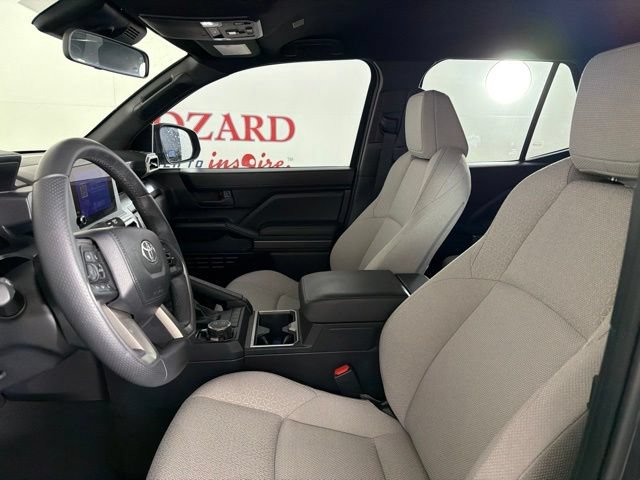 Used 2025 Toyota 4Runner SR5 AWD/4WD image 11