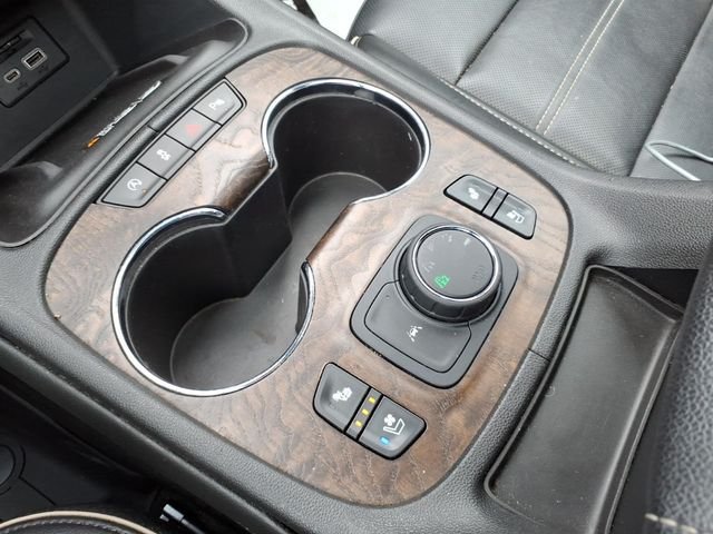Used 2021 GMC Acadia Denali w/ Denali Technology Package AWD/4WD image 31