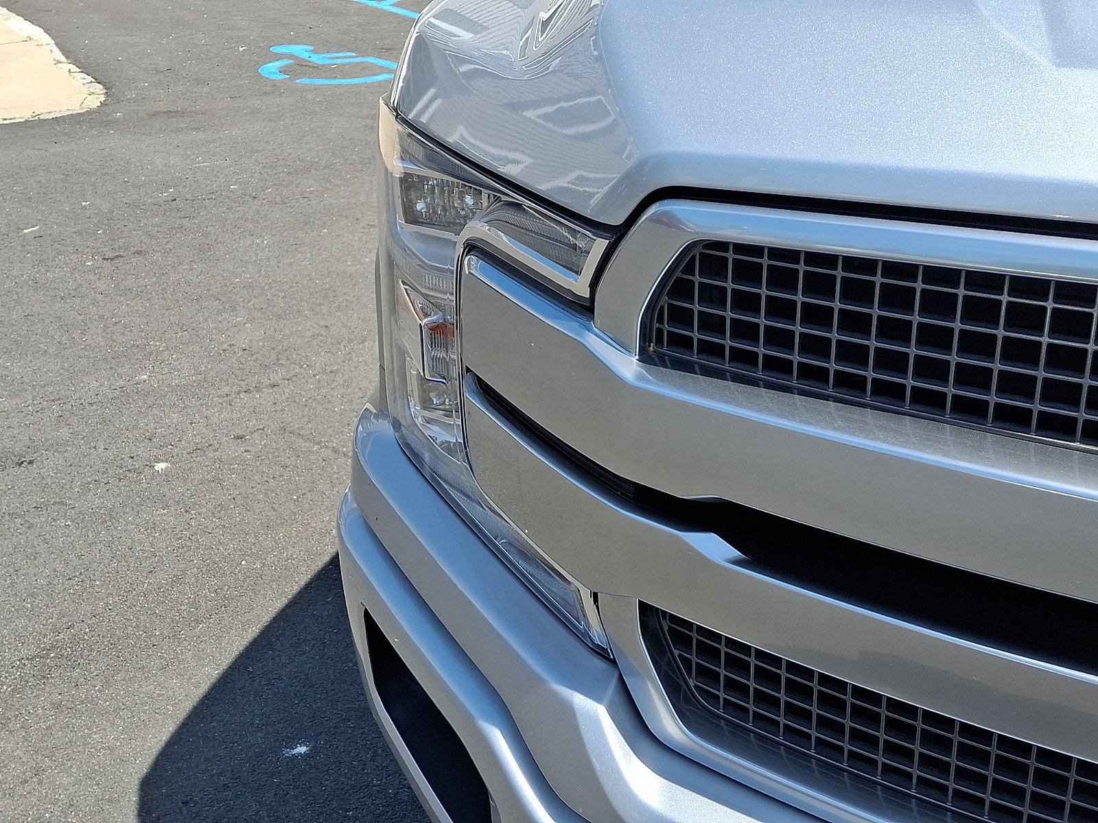 Certified 2018 Ford F150 Platinum AWD/4WD image 10