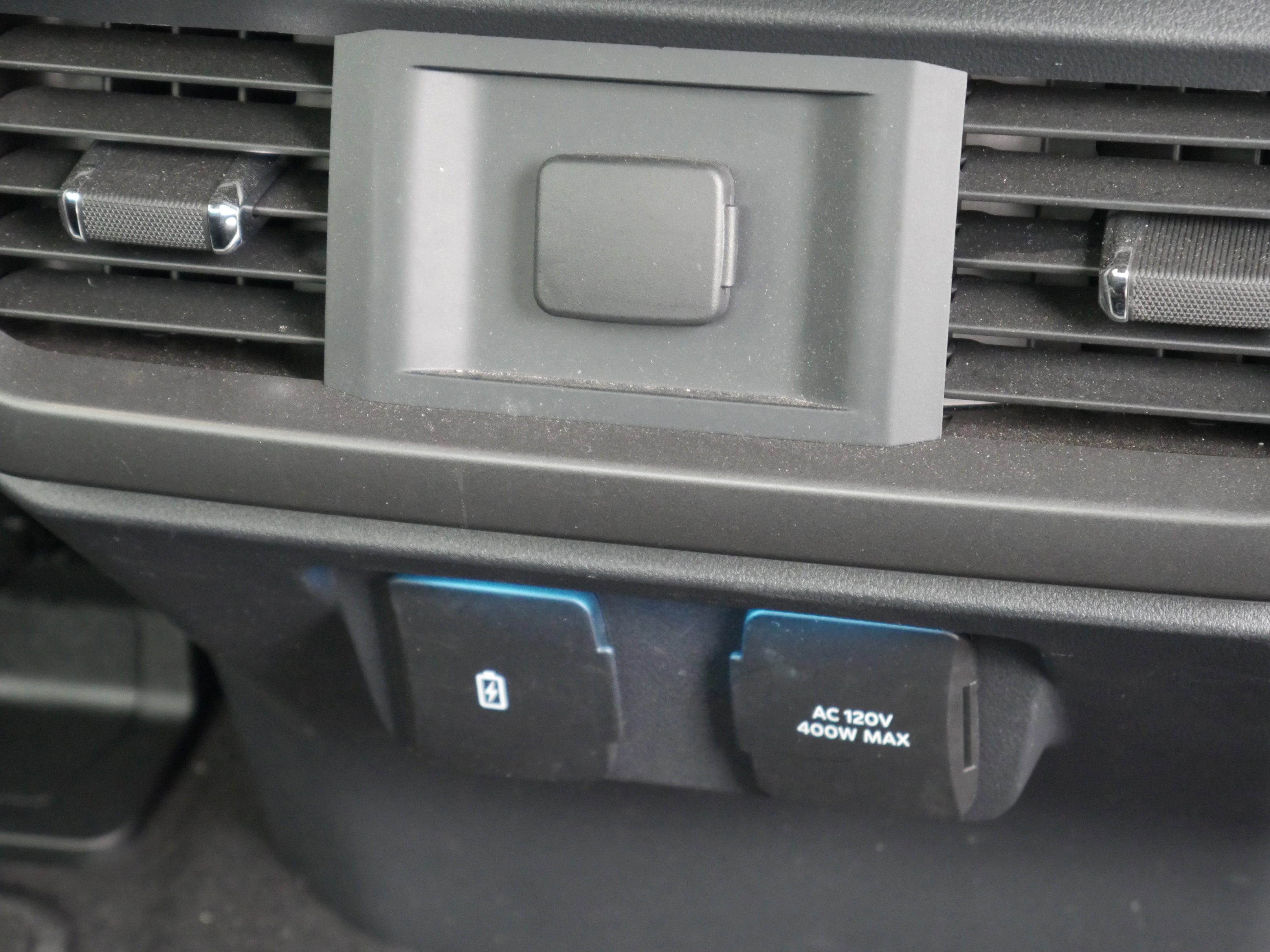 Certified 2024 Ford F150 XLT w/ Tow/Haul Package image 35