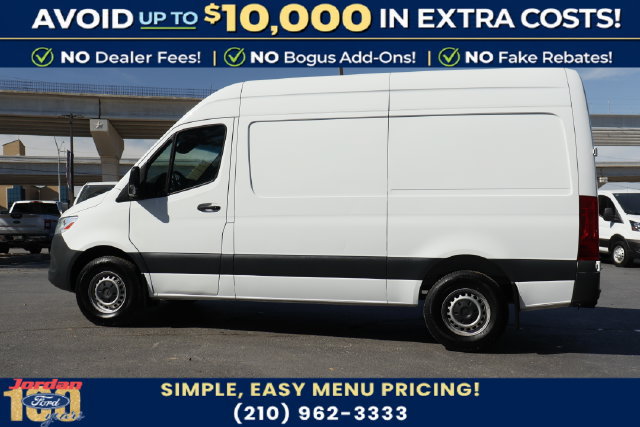 Used 2024 Mercedes-Benz Sprinter 2500 image 4