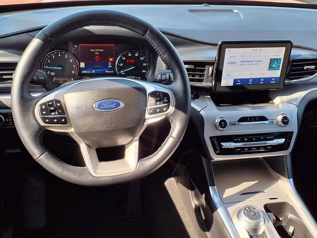 Certified 2024 Ford Explorer XLT w/ Equipment Group 202A AWD/4WD image 11