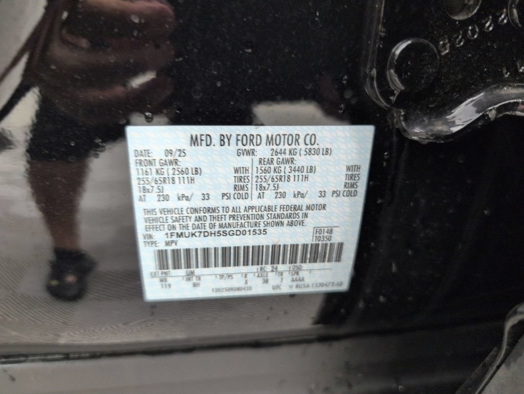 Certified 2025 Ford Explorer Active RWD image 44