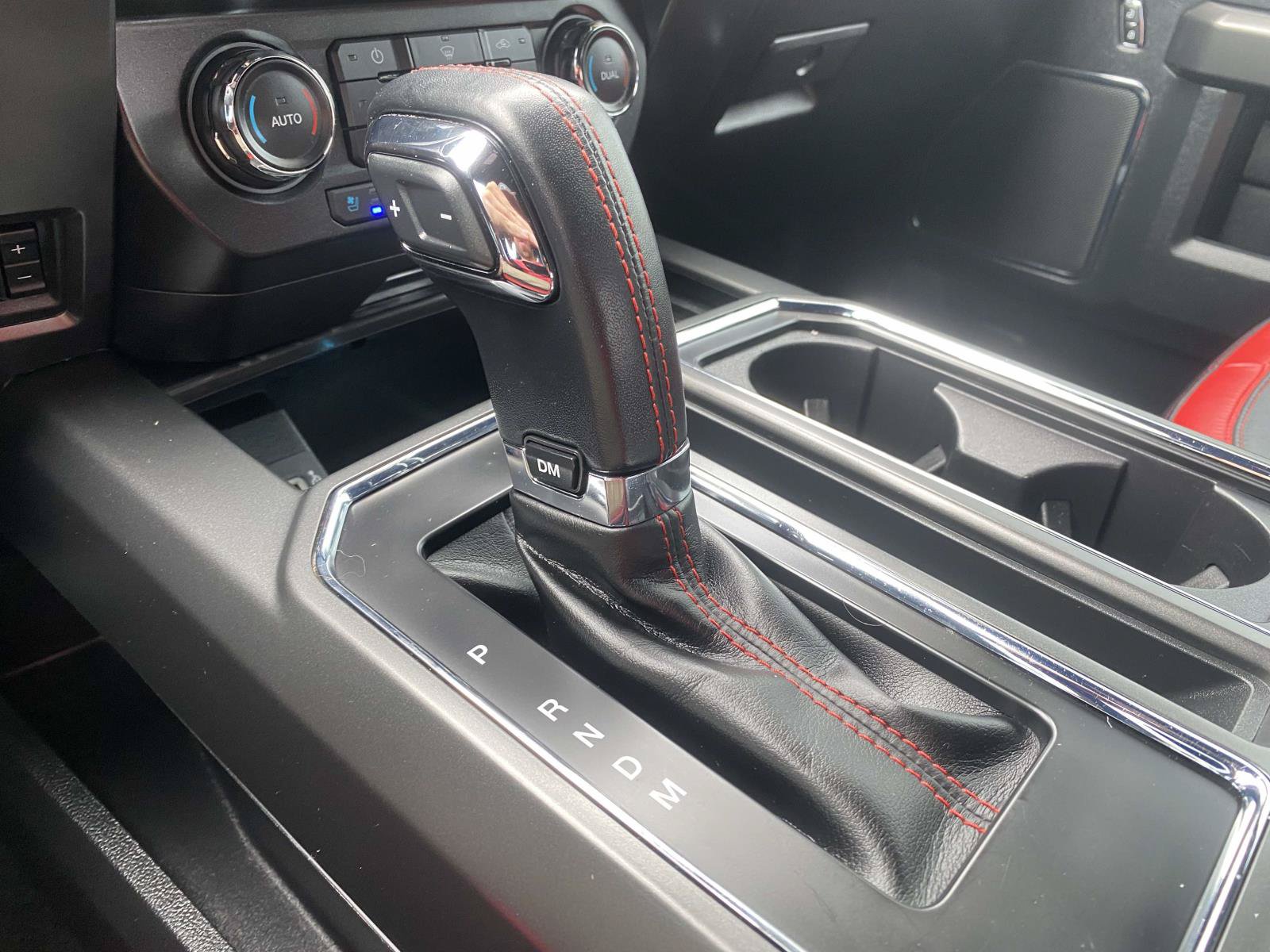 Certified 2020 Ford F150 Lariat RWD image 27
