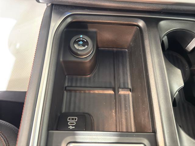 Certified 2025 Ford Expedition Active AWD/4WD image 23