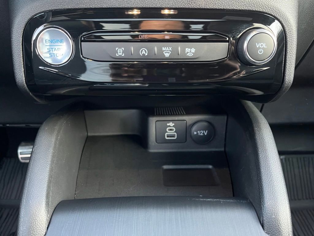 Certified 2024 Ford Escape ST-Line w/ Tech Pack #1 image 14