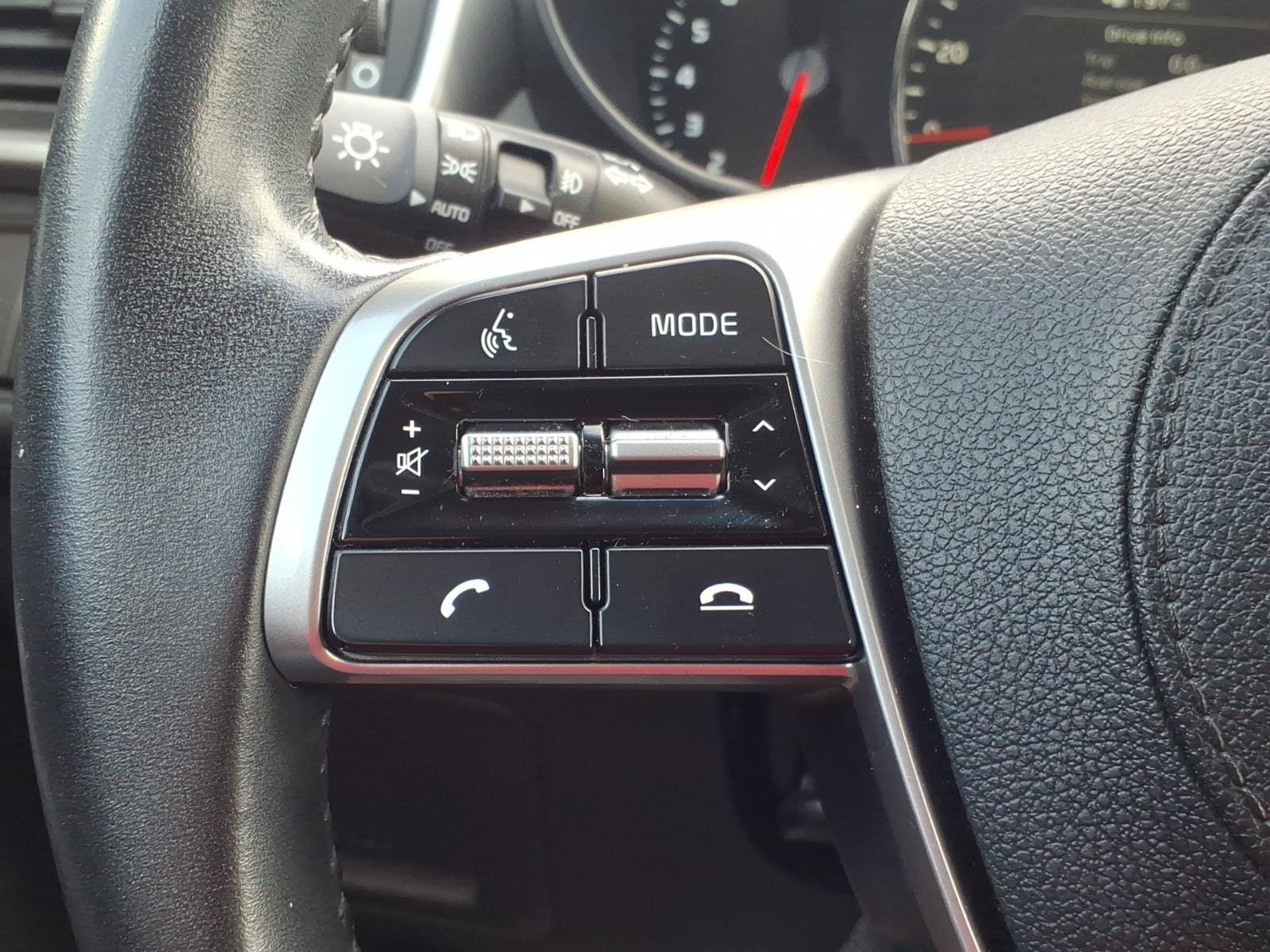 Used 2019 Kia Sorento EX FWD image 24