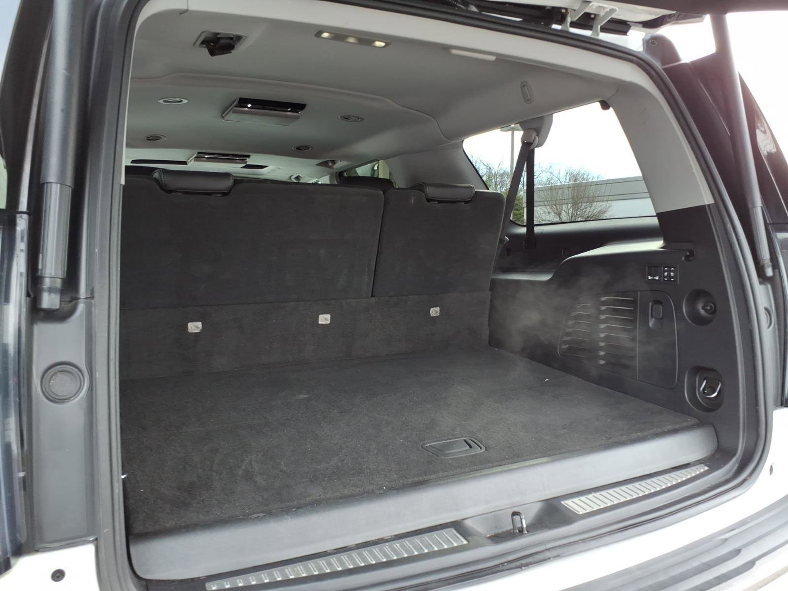 Used 2020 GMC Yukon XL Denali w/ Open Road Package image 14