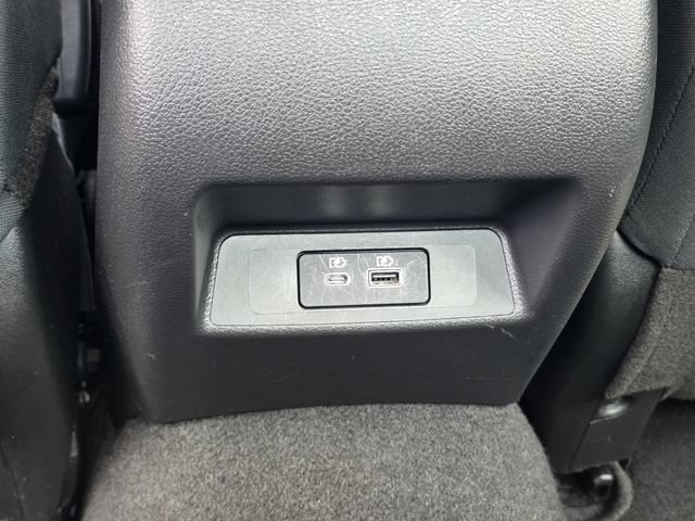 Used 2025 Nissan Altima 2.5 SV FWD image 17