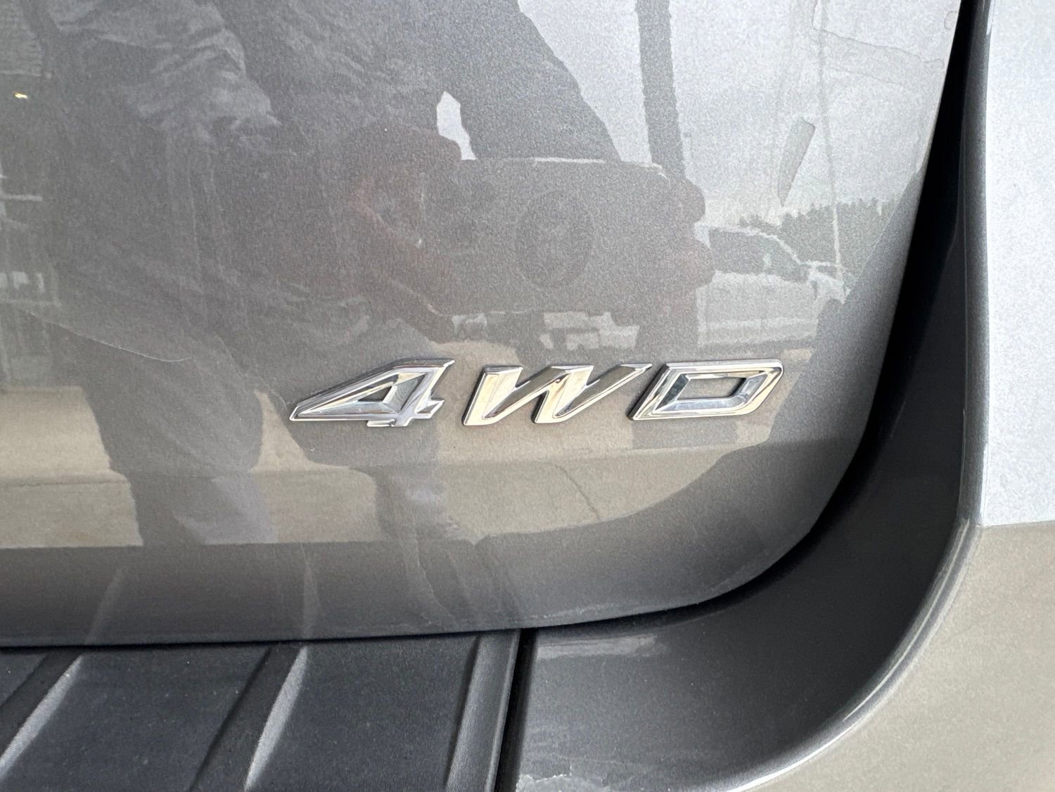 Certified 2023 Ford Explorer XLT w/ Equipment Group 202A AWD/4WD image 16