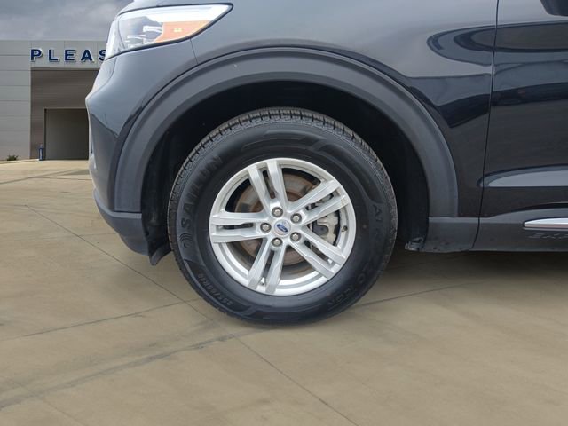 Certified 2024 Ford Explorer XLT w/ Equipment Group 202A AWD/4WD image 14