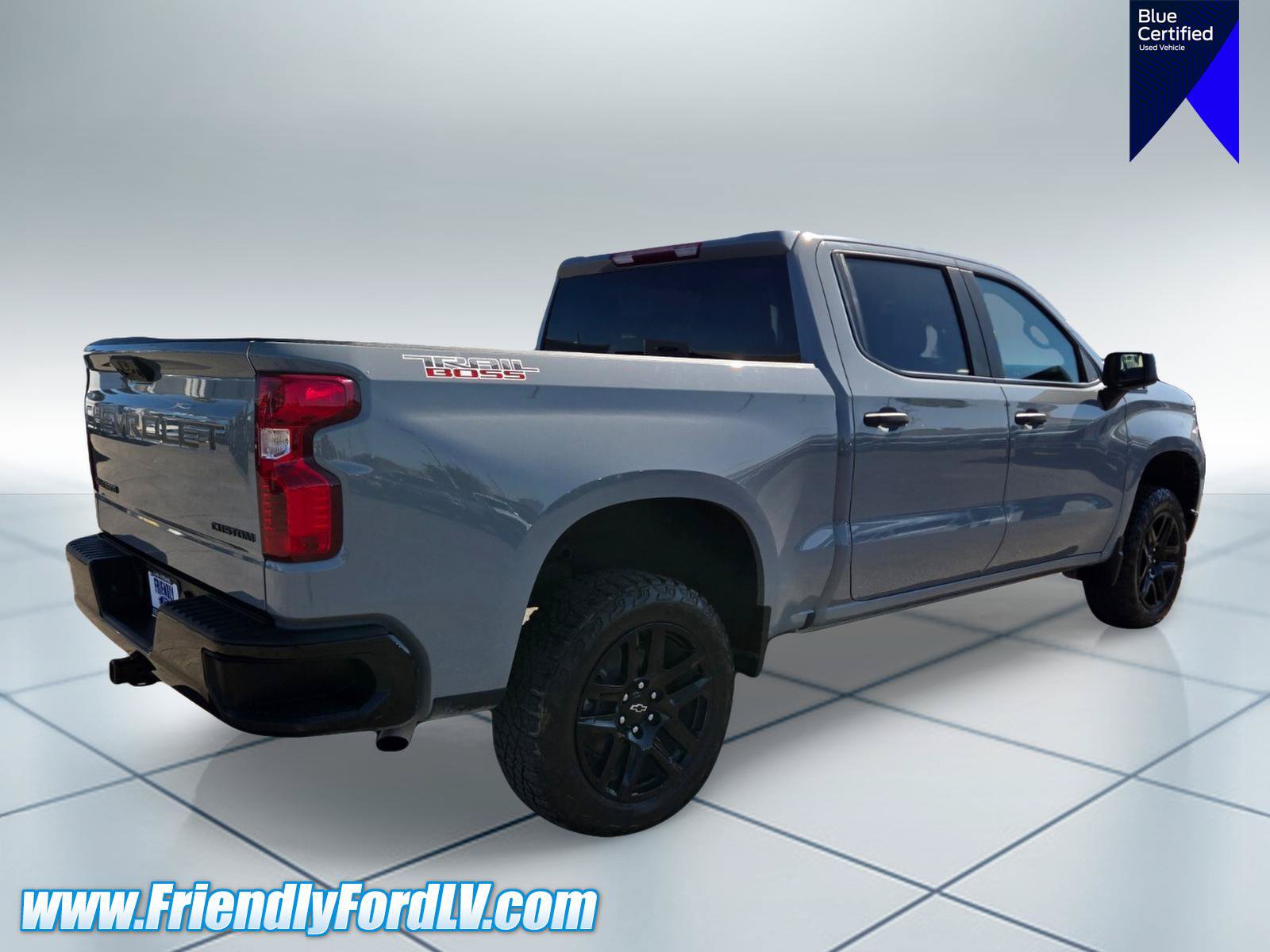 Used 2024 Chevrolet Silverado 1500 Custom Trail Boss w/ LPO, Dark Essentials Package AWD/4WD image 6