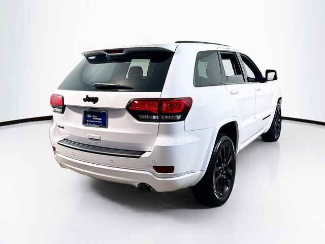 Used 2019 Jeep Grand Cherokee Altitude image 5