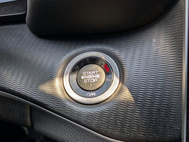 Used 2023 Jeep Grand Cherokee Altitude AWD/4WD image 24