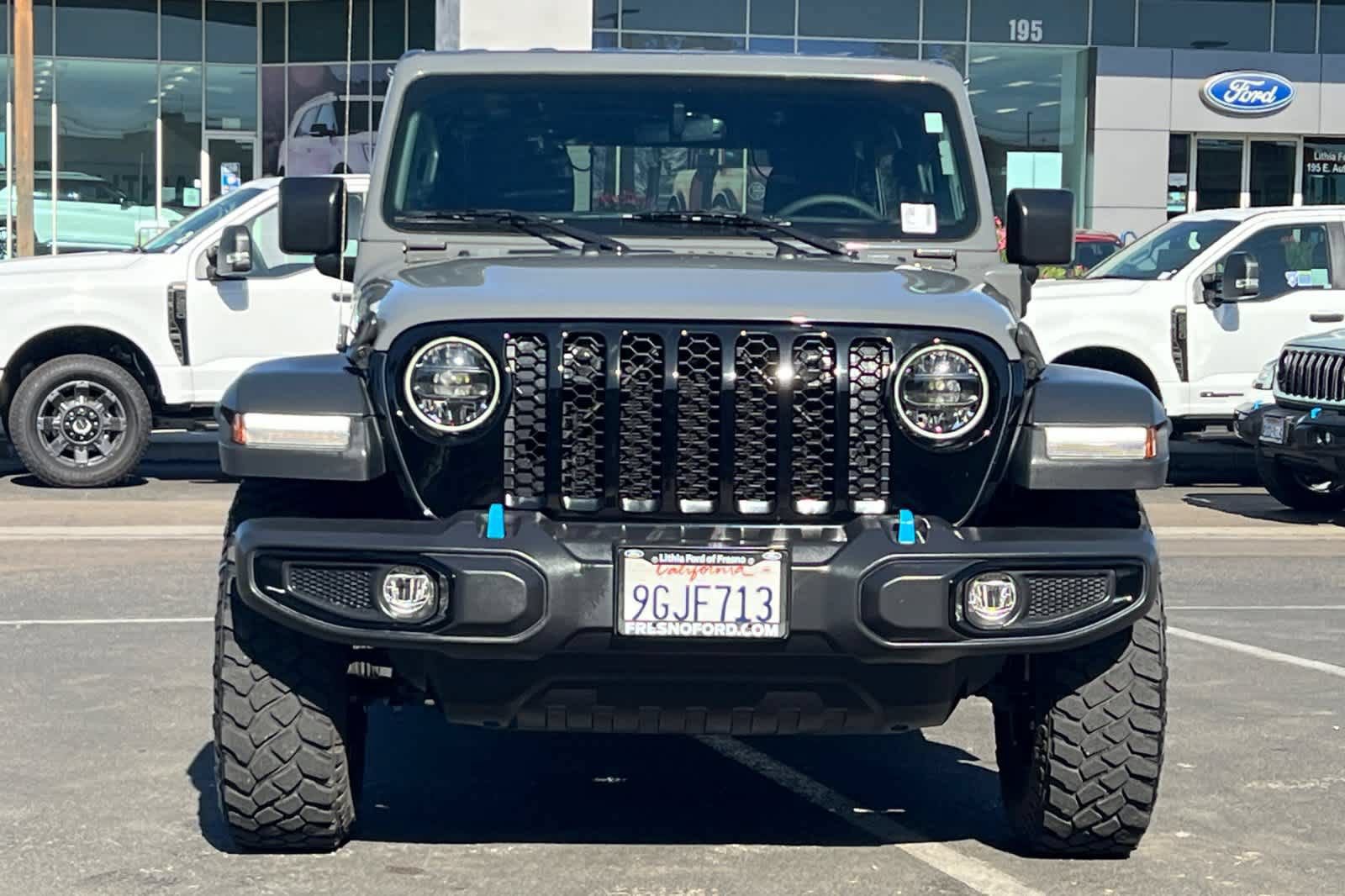 Used 2023 Jeep Wrangler Unlimited w/ 8.4" Radio Group AWD/4WD image 11