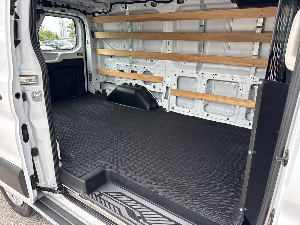 Certified 2025 Ford Transit 250 Low Roof w/ Exterior Upgrade Package RWD image 24