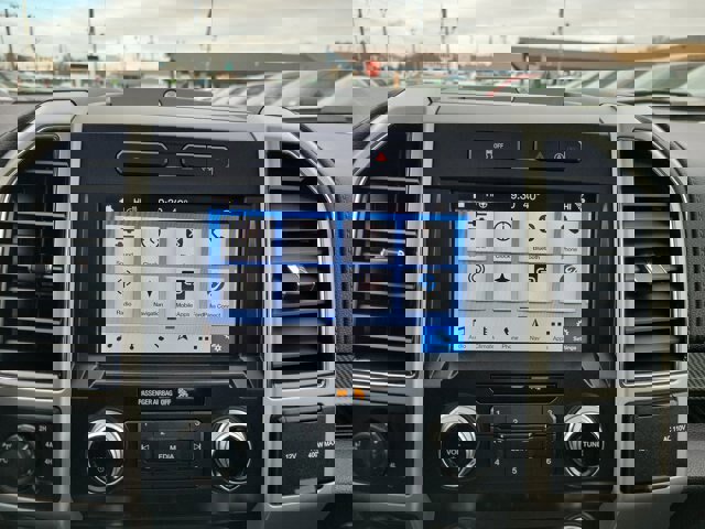 Certified 2019 Ford F150 Lariat w/ Equipment Group 502A Luxury image 22