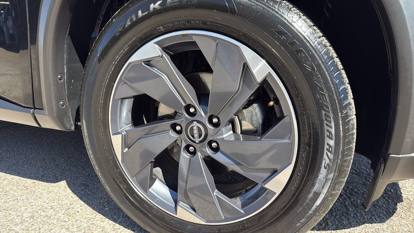 Used 2026 Nissan Rogue SV FWD image 26