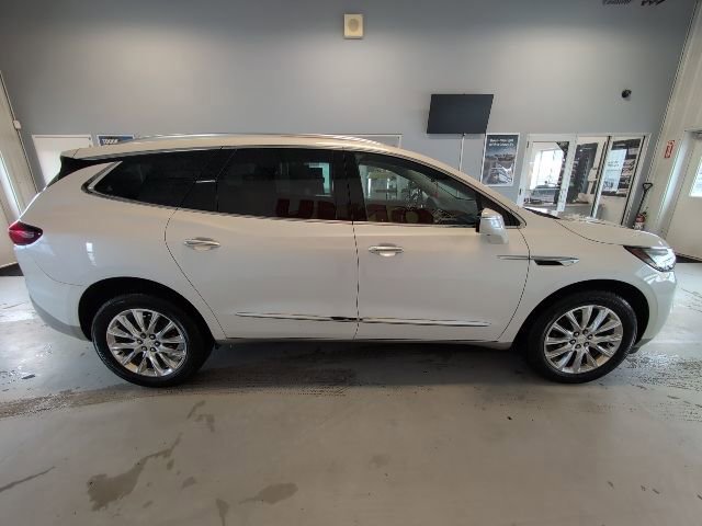 Used 2021 Buick Enclave Premium image 7