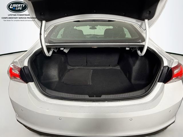 Used 2020 Chevrolet Malibu LT image 25
