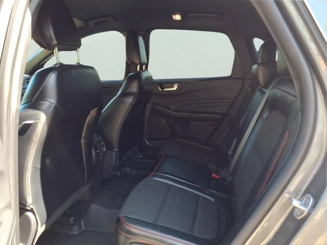 Certified 2024 Ford Escape ST-Line w/ Tech Pack #1 AWD/4WD image 9