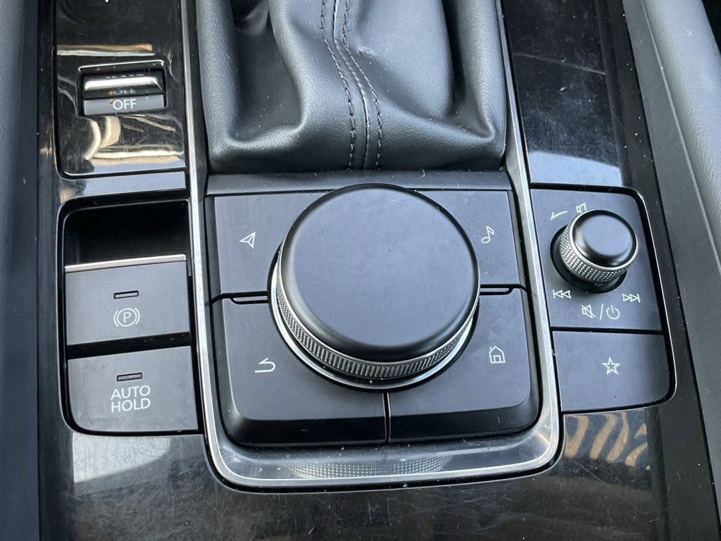 Used 2019 MAZDA MAZDA3 Premium image 8