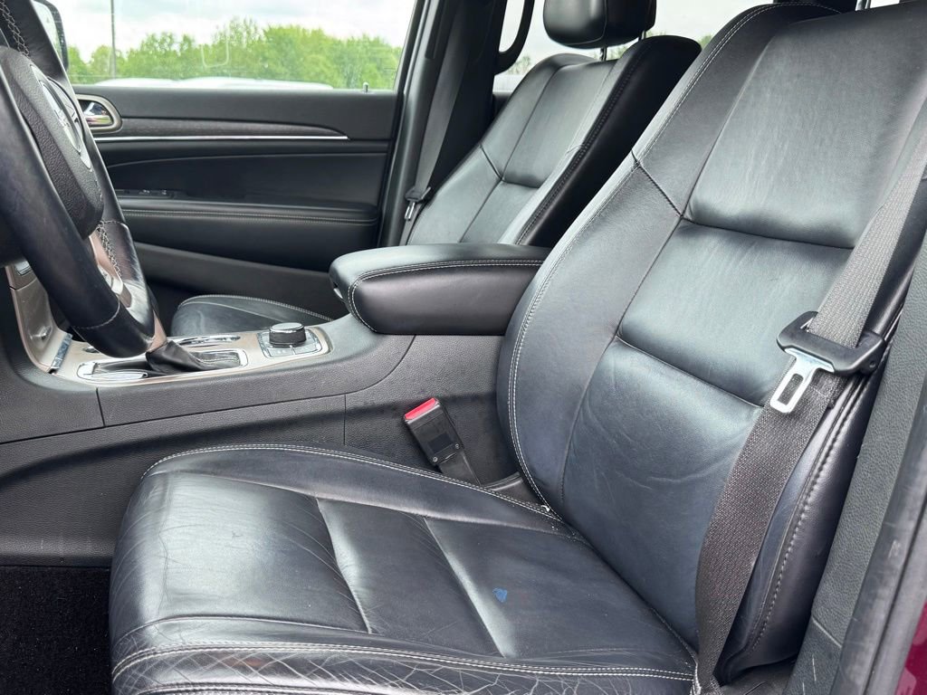 Used 2017 Jeep Grand Cherokee Limited AWD/4WD image 8
