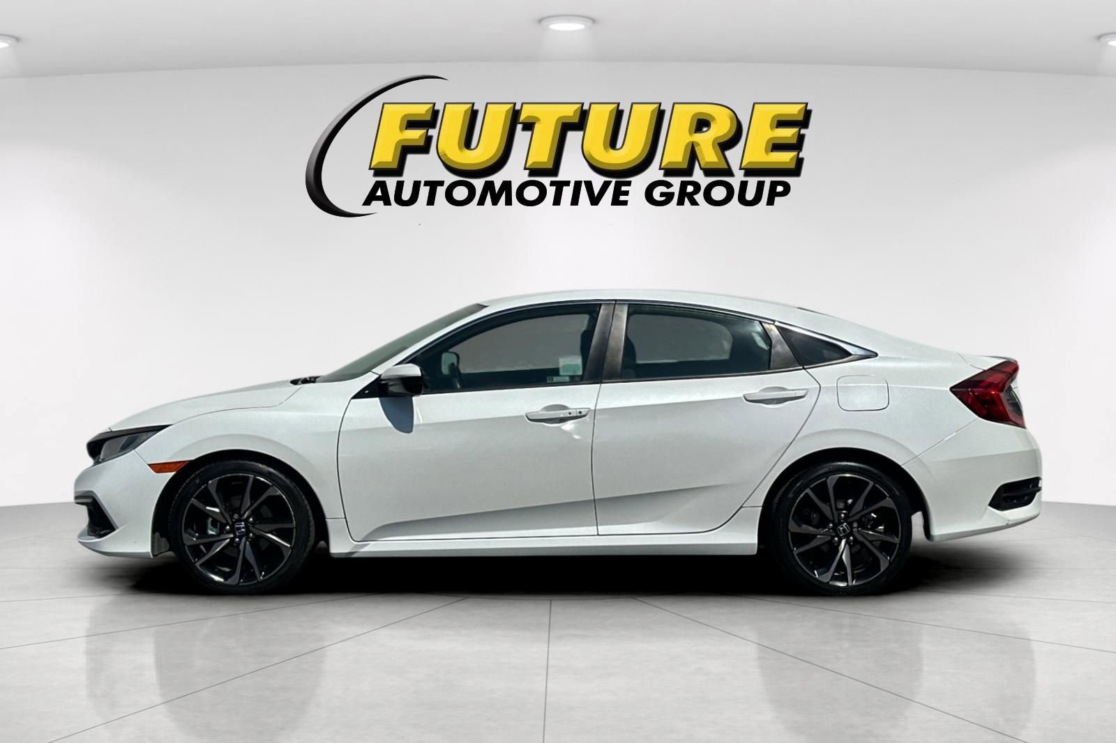 Used 2020 Honda Civic Sport image 2