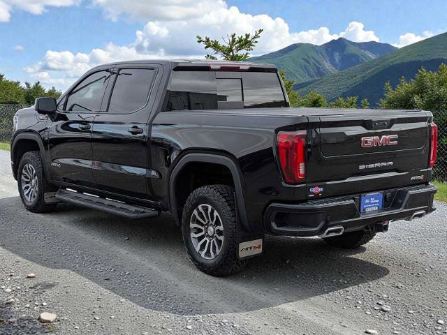 Used 2023 GMC Sierra 1500 AT4 w/ AT4 Premium Package AWD/4WD image 4
