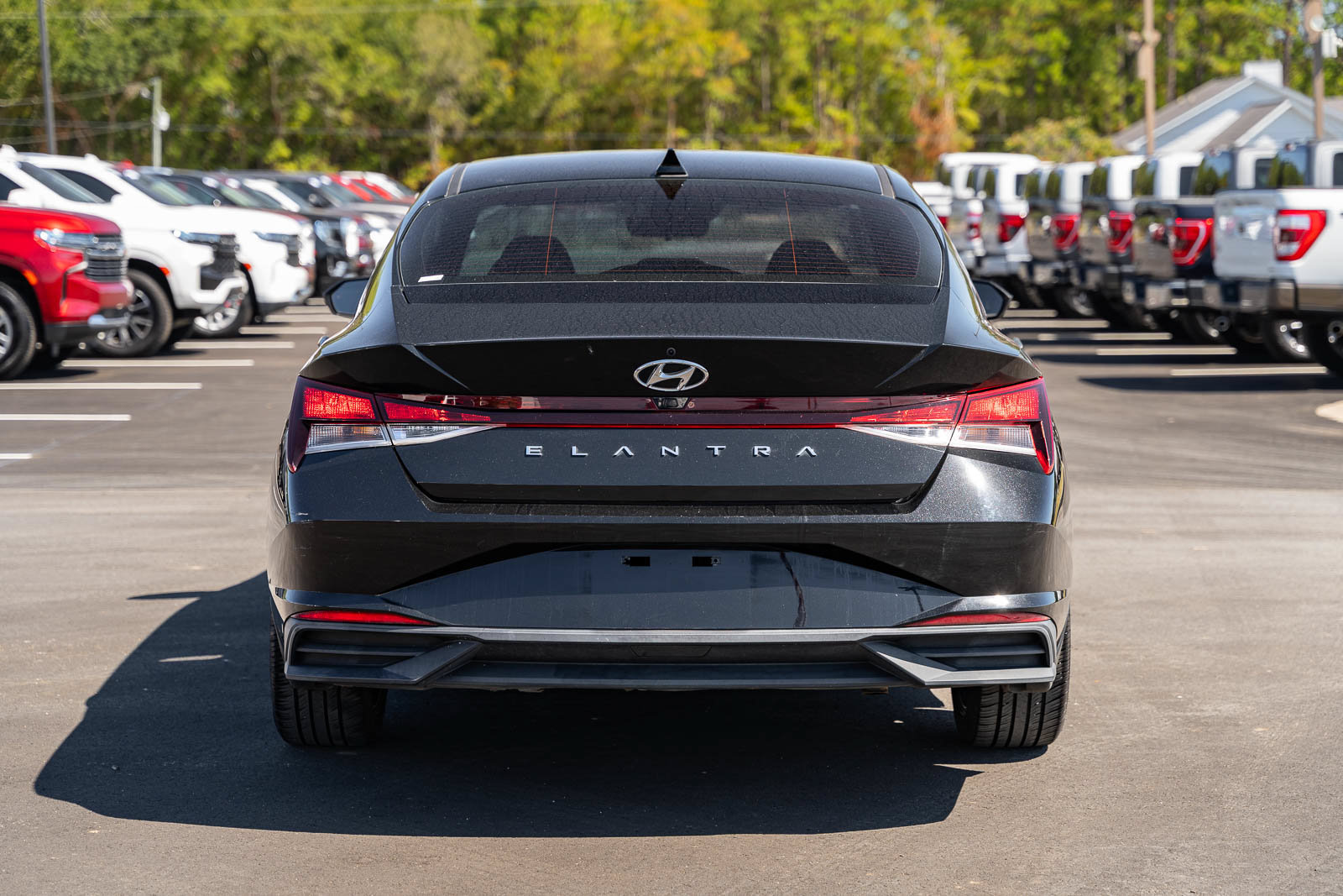 Used 2023 Hyundai Elantra SEL w/ Convenience Package FWD image 6