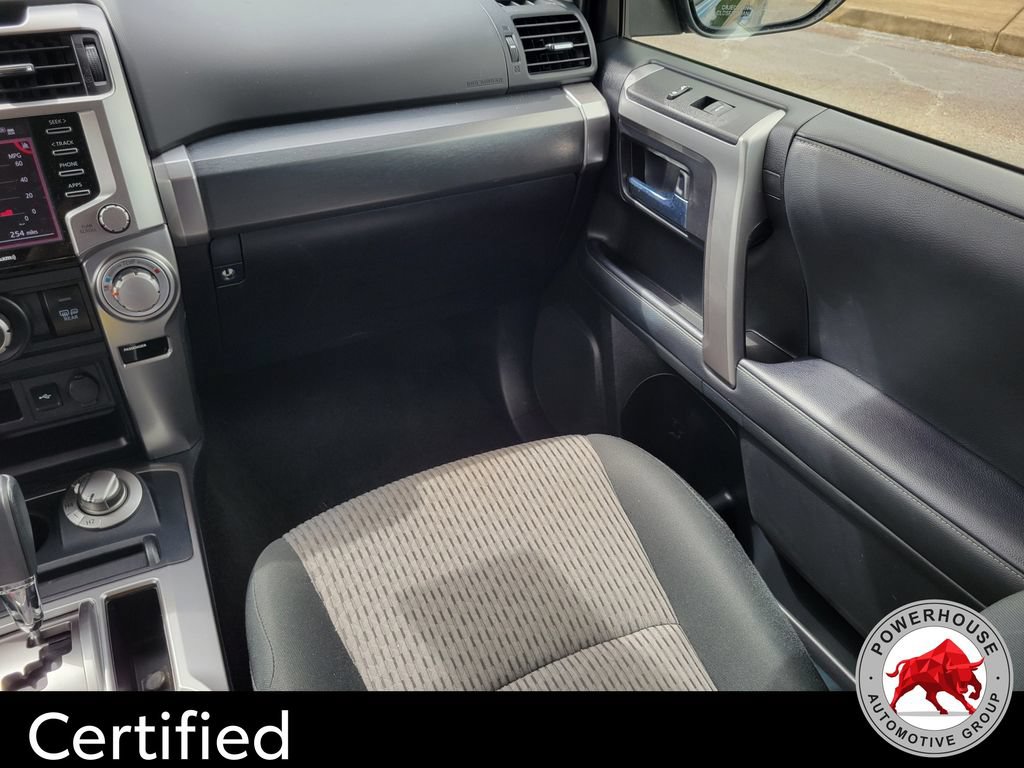 Used 2024 Toyota 4Runner SR5 AWD/4WD image 21