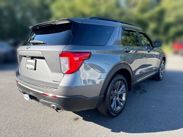 Certified 2023 Ford Explorer XLT w/ Equipment Group 202A AWD/4WD image 8