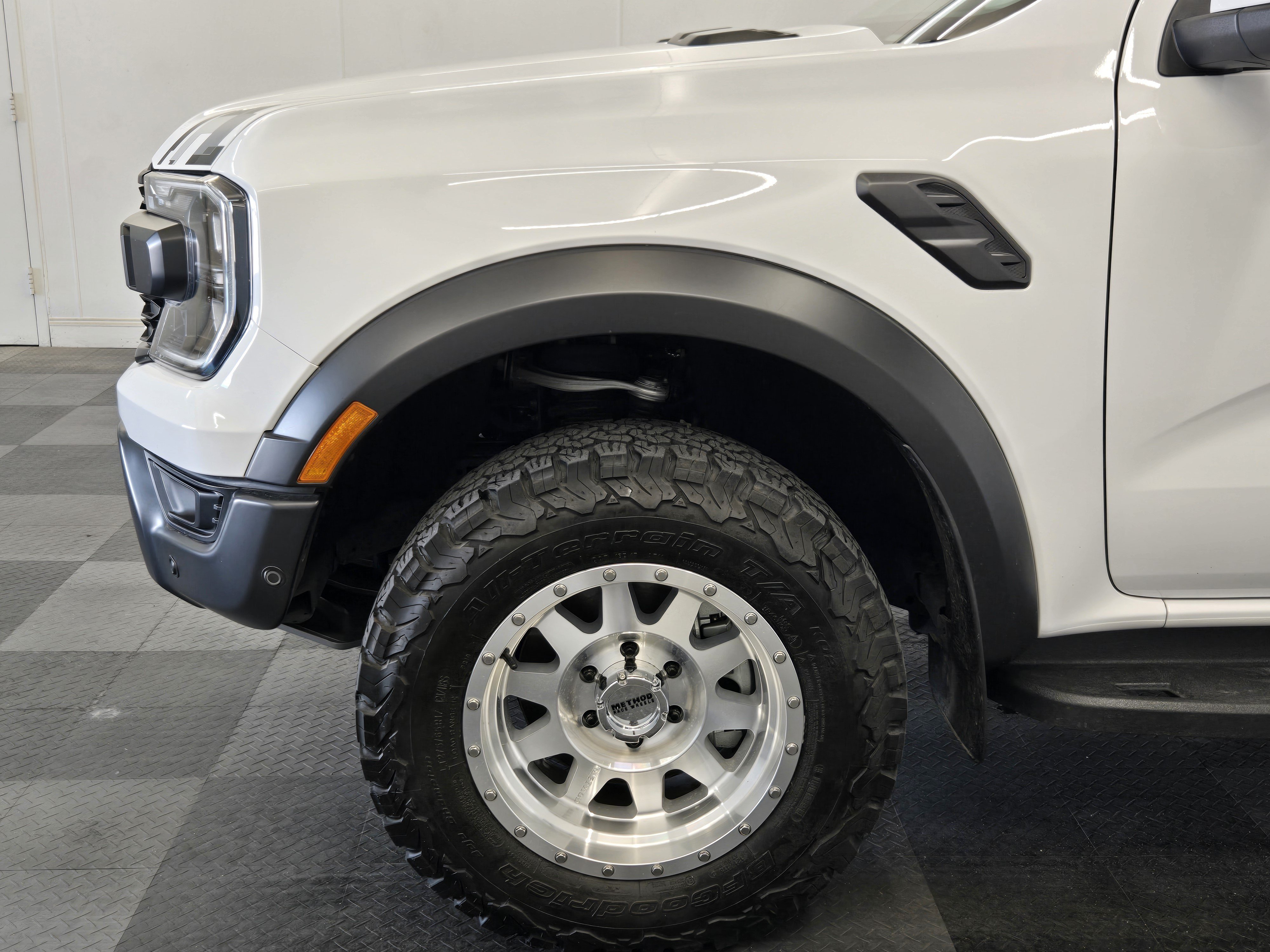 Certified 2024 Ford Ranger Raptor AWD/4WD image 9